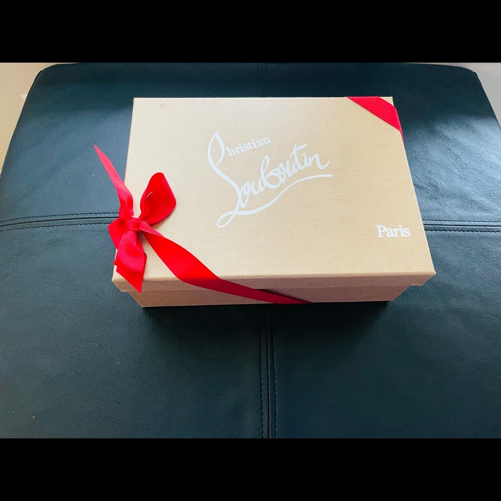 christian louboutin heels - Picture 3 of 16